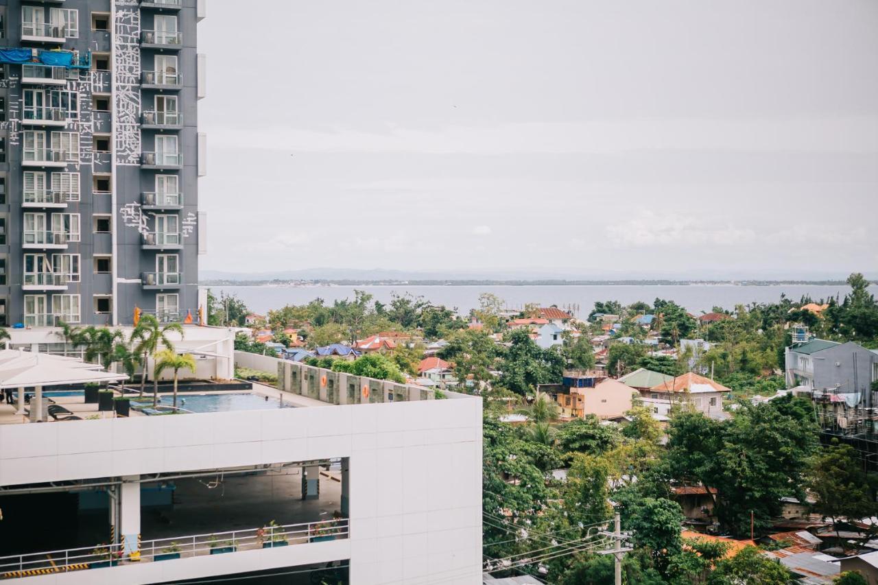 Condo-Mactan Newtown Lapu-Lapu City Exterior photo